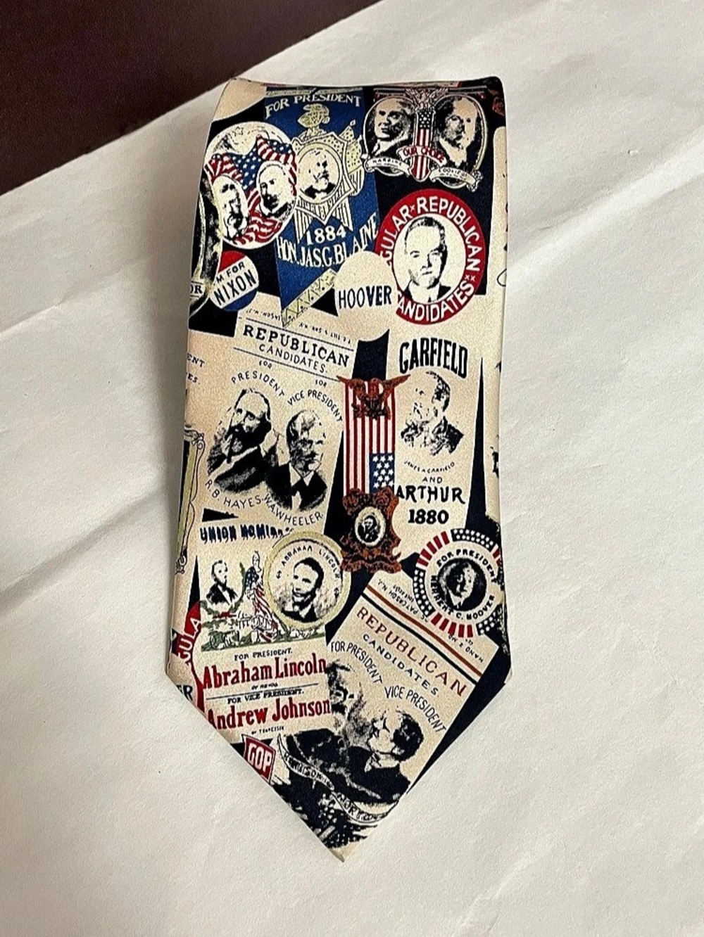Vintage Museum Artifacts Republican Presidential Campaign Bottoms Silk Tie